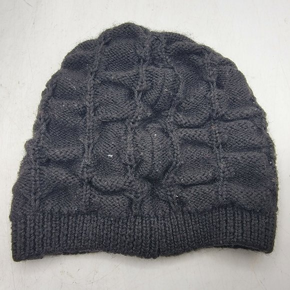 Oakley Adults Beanie Warm Fuzzy Cute Lightweight Casual Outdoors